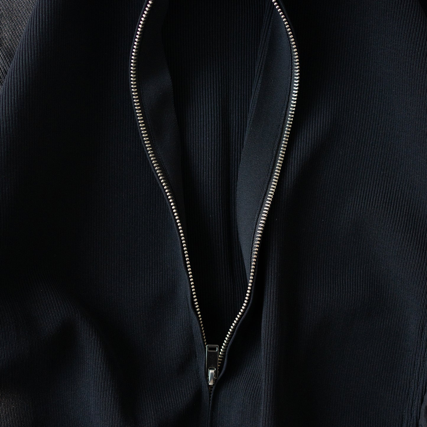 YOKE/ Connected Rib Knit Trucker Jacket "BLACK"