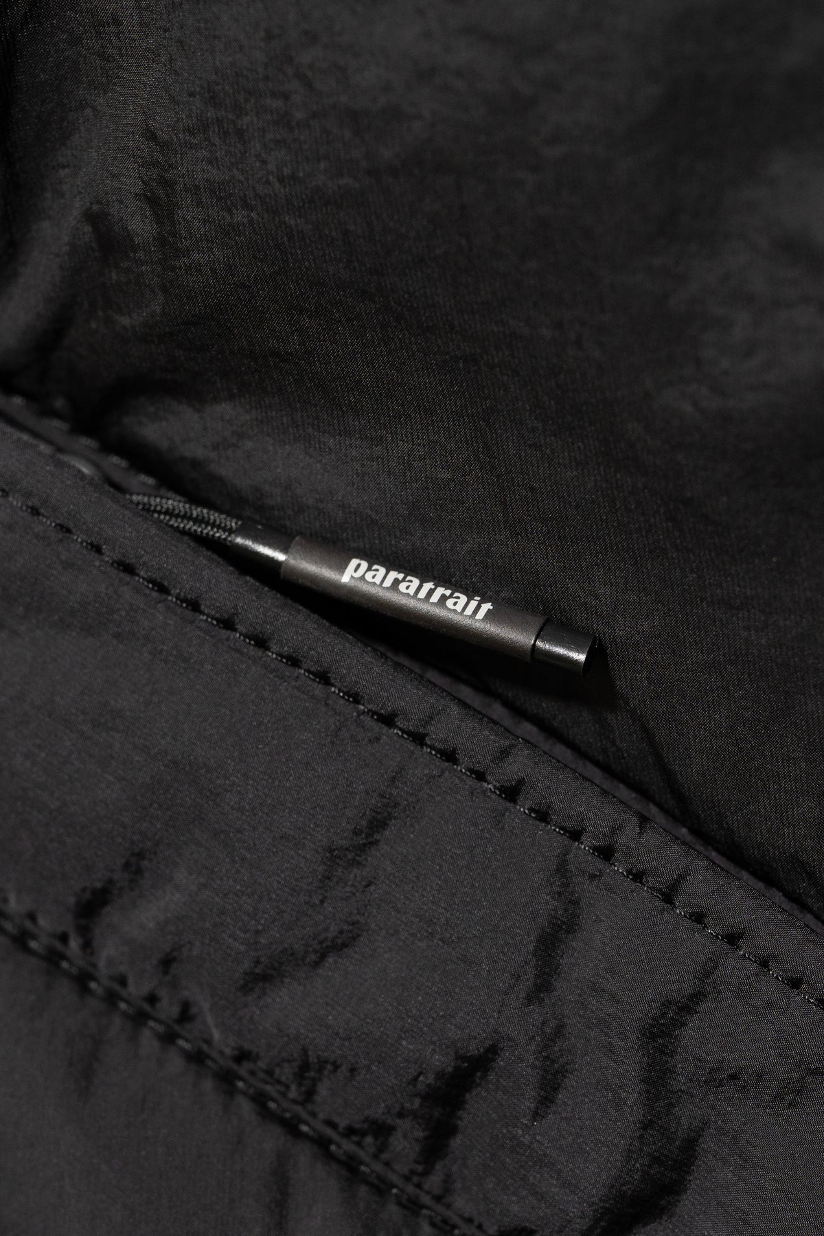 paratrait/ POROUS SKIN BLOUSON "BLACK"