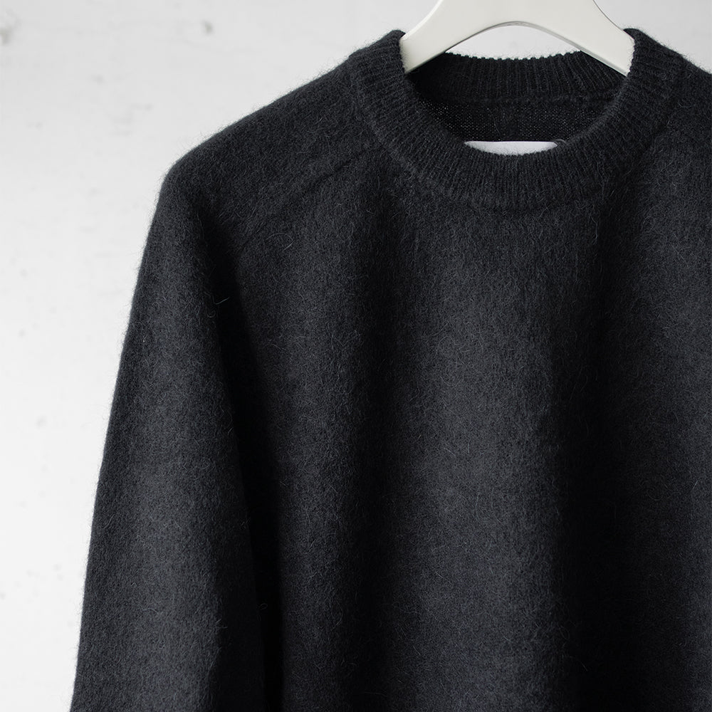 ssstein/ FINE ALPACA KNIT CREW NECK LS "BLACK"