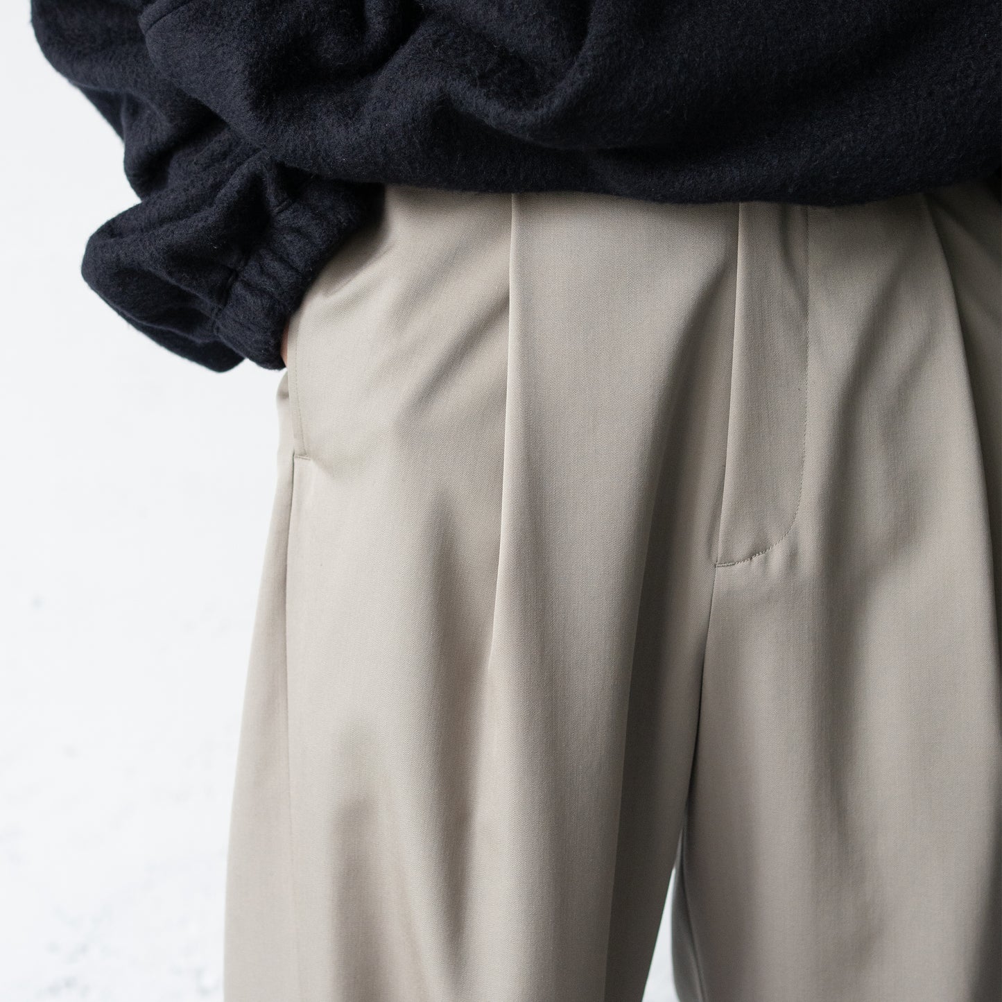 ssstein/ TWIST SEAM WIDE EASY TROUSERS "TAUPE BEIGE"