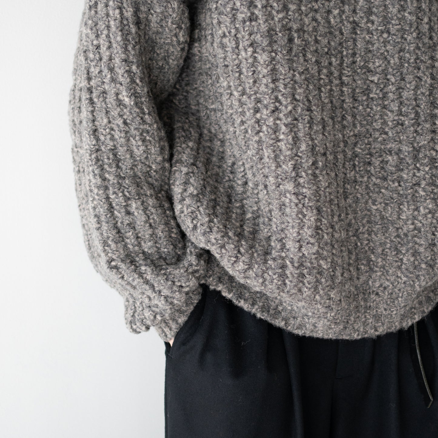 YOKE/ Baby Alpaca Big Waffle Sweater "TOP GRAY"