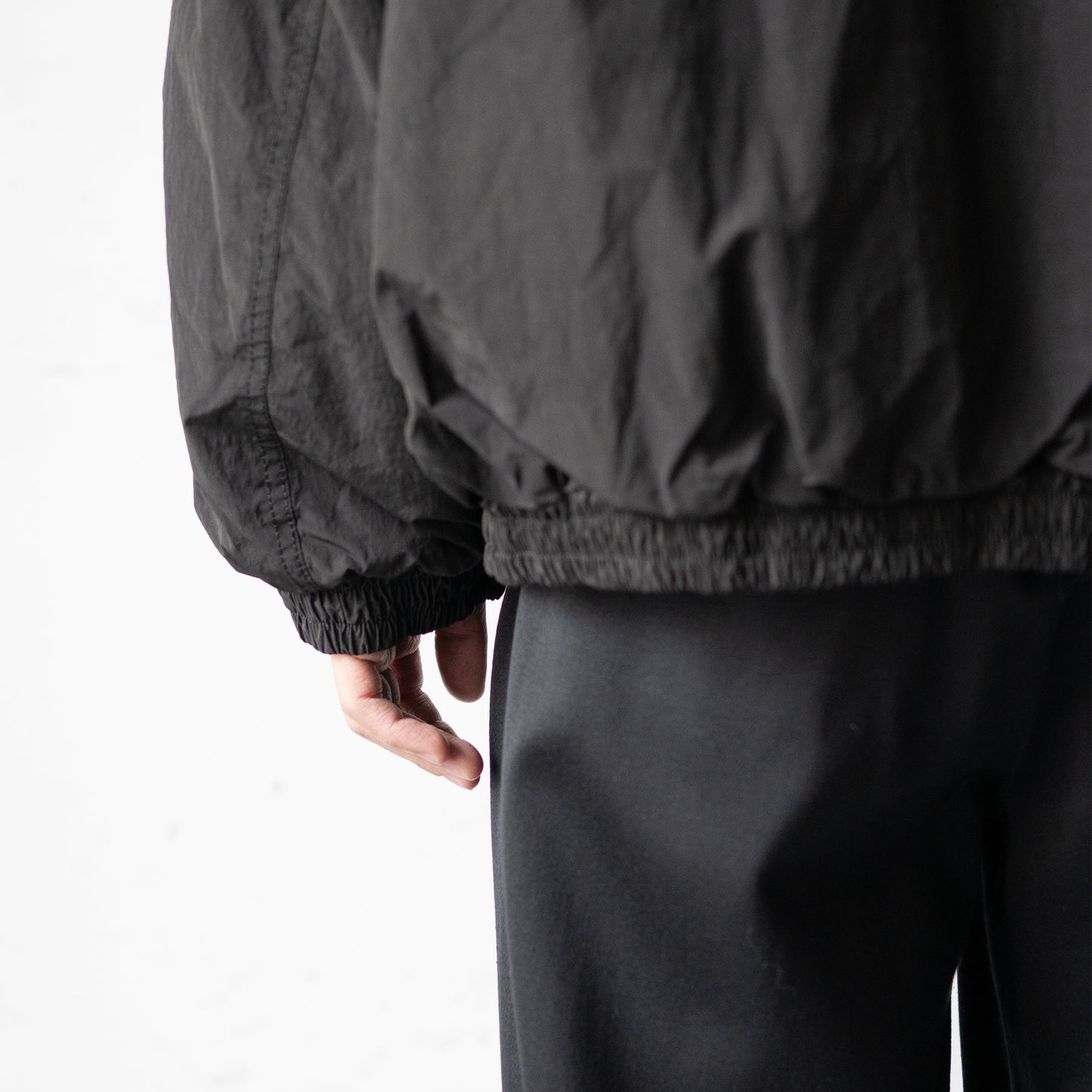 ssstein/ WINDPROOF NYLON PADDED JACKET "BLACK"