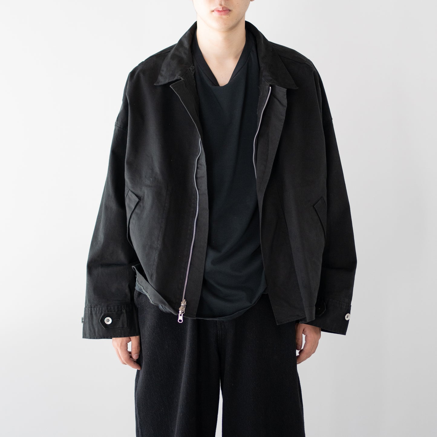 BIBLIOTHERK /  REVERSIBLE JACKET "BLACK"