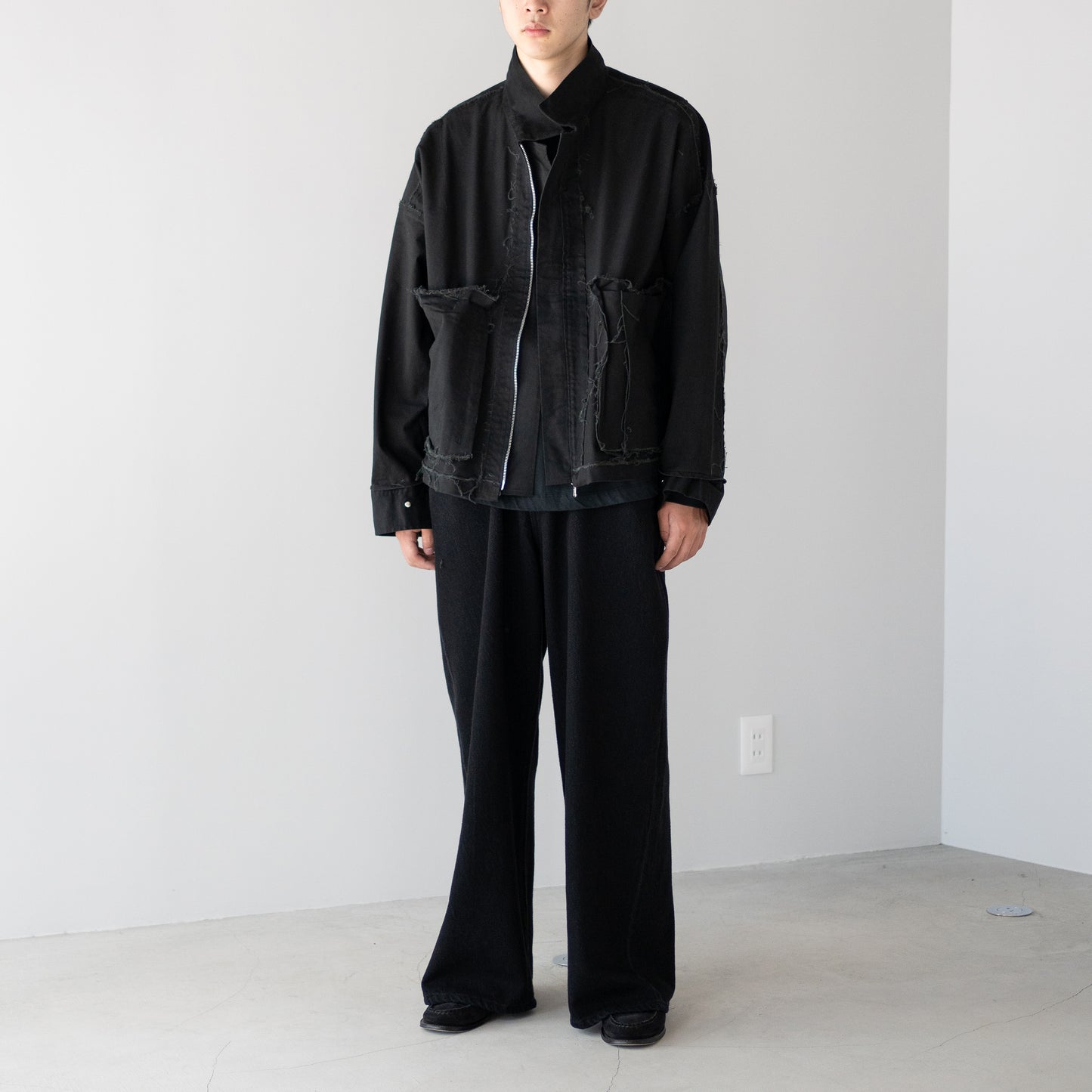 BIBLIOTHERK /  REVERSIBLE JACKET "BLACK"