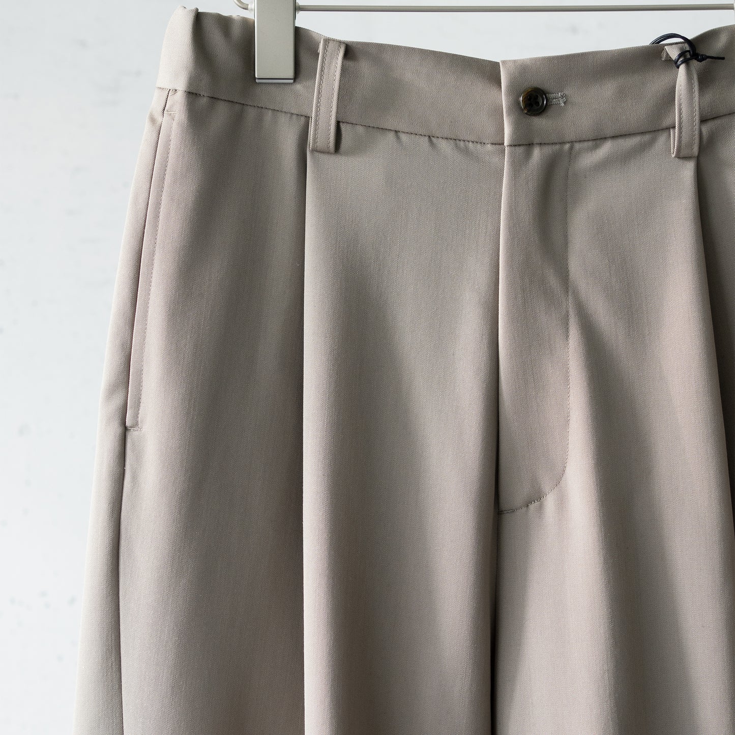 ssstein/ TWIST SEAM WIDE EASY TROUSERS "TAUPE BEIGE"