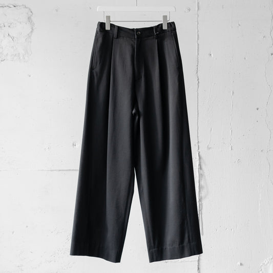 ssstein/ W/SI SATIN TWIST SEAM WIDE EASY TROUSERS "BLACK"