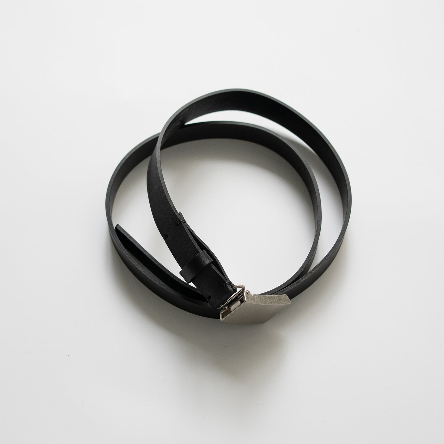 ssstein/ LEATHER BELT (PLAIN BUCKLE) "BLACK"