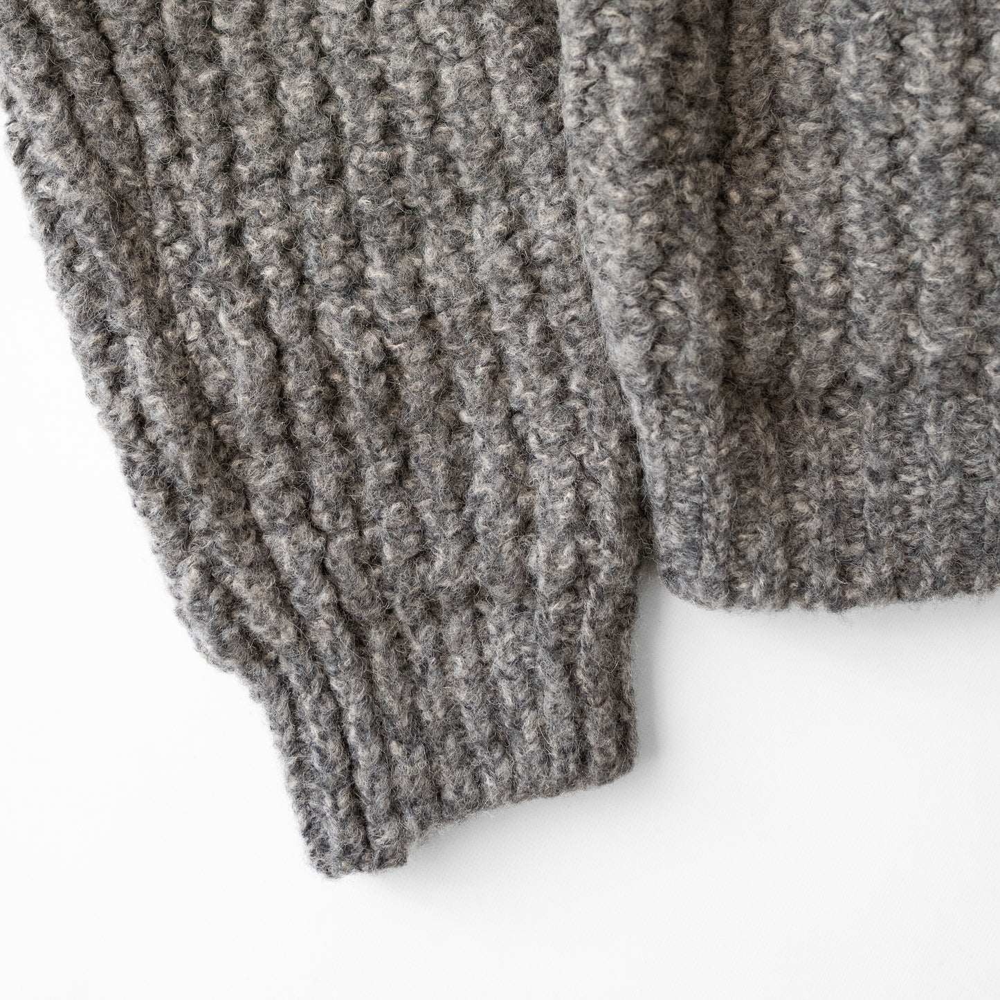 YOKE/ Baby Alpaca Big Waffle Sweater "TOP GRAY"
