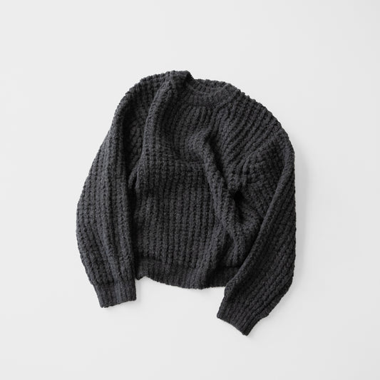 YOKE/ Baby Alpaca Big Waffle Sweater "BLACK"