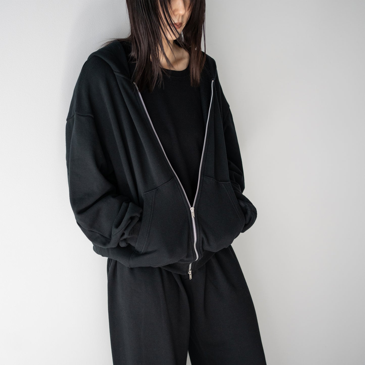 Afiit / ZIP PARKA "BLACK"
