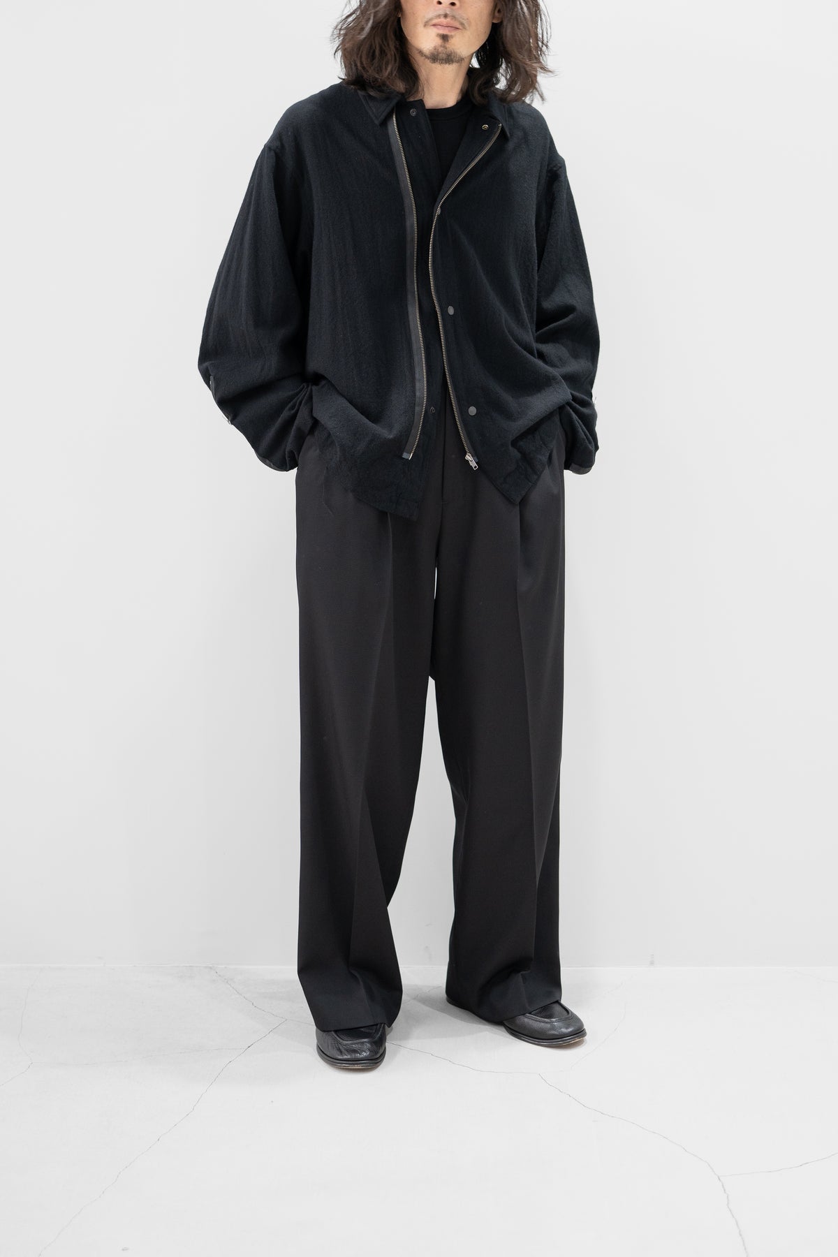 barbell object / zipper bl "black"