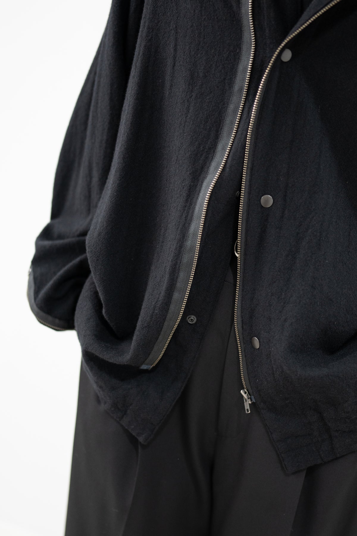 barbell object / zipper bl "black"