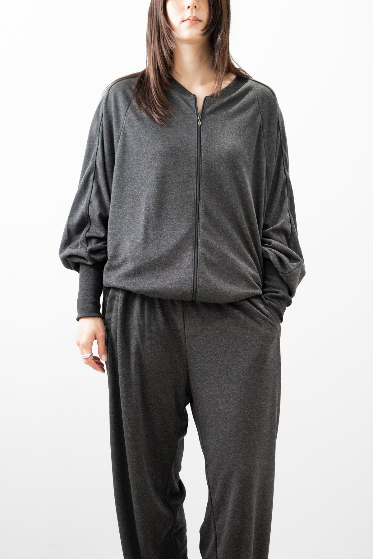 barbell object / track jkt 01 "charcoal"