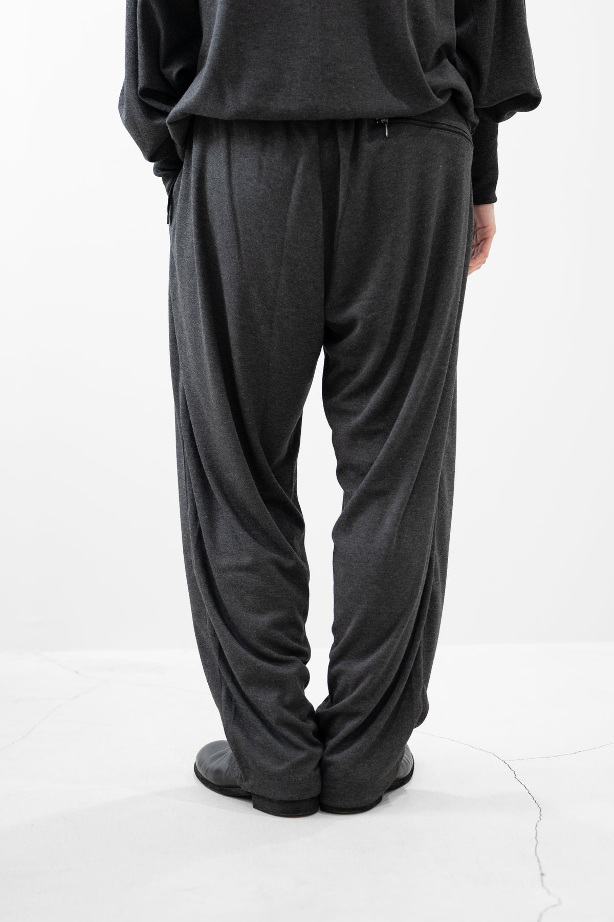 barbell object / track pt 01 "black"