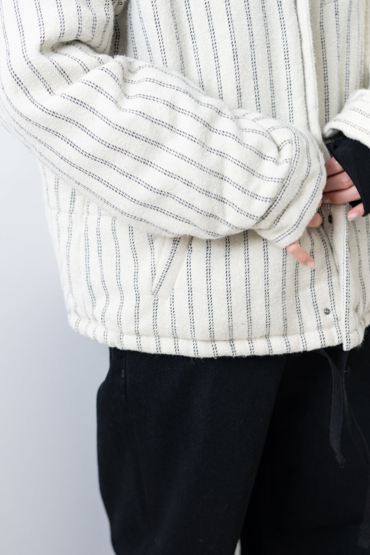 ANCELLM / STRIPE PADDED SHIRT "IVORY"