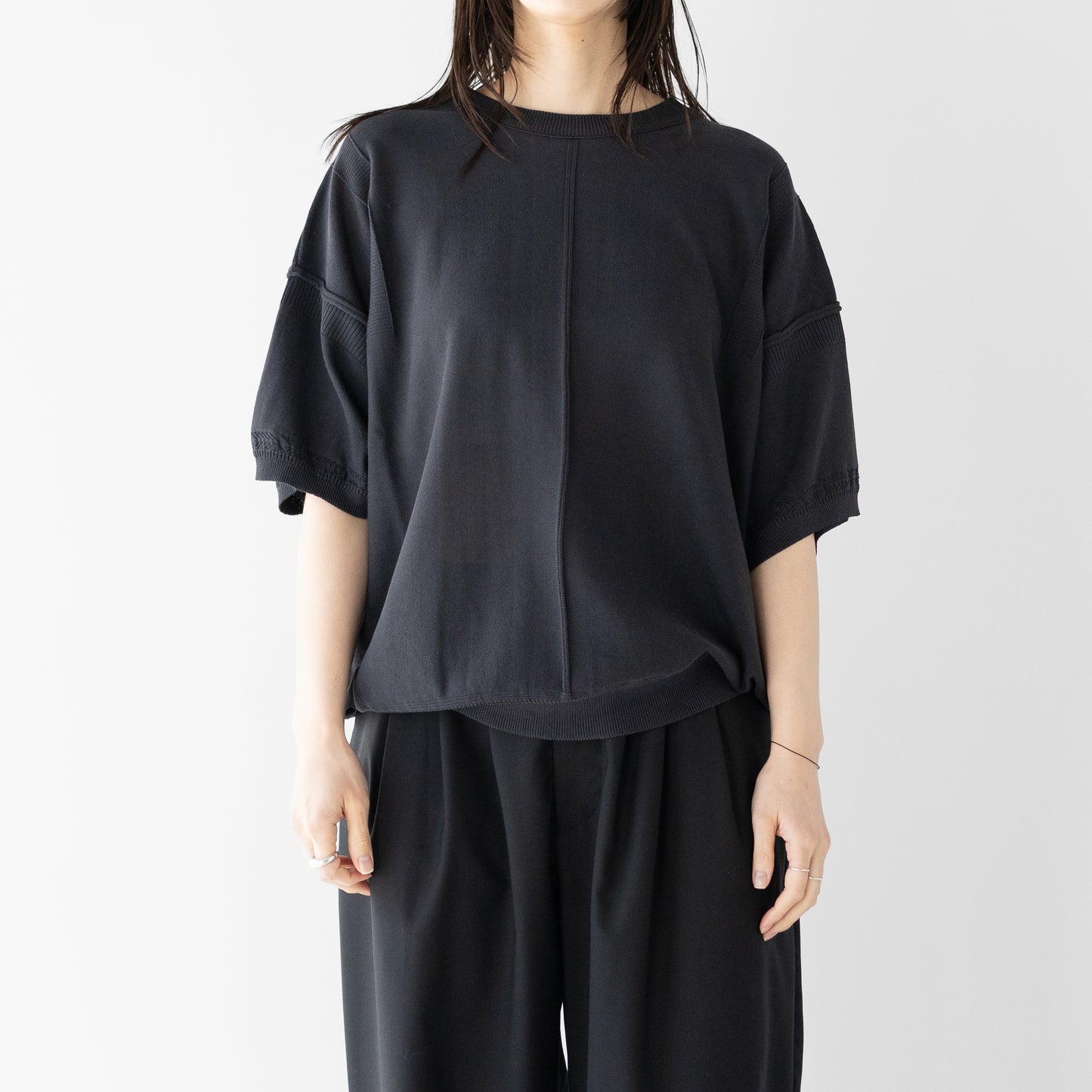 YASHIKI / Mebuki S/S Knit "CHARCOAL"