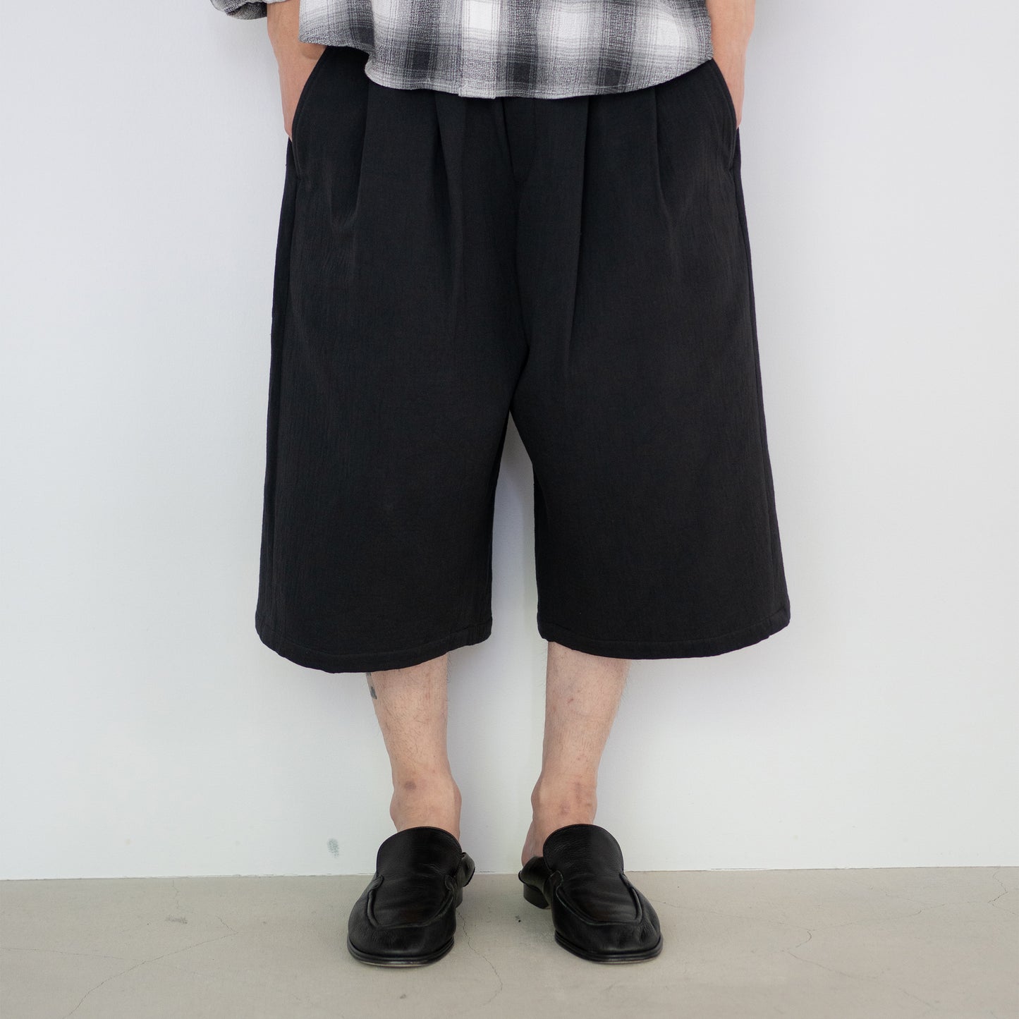 Blanc YM/ Cotton Buggy Half Pants "Black"
