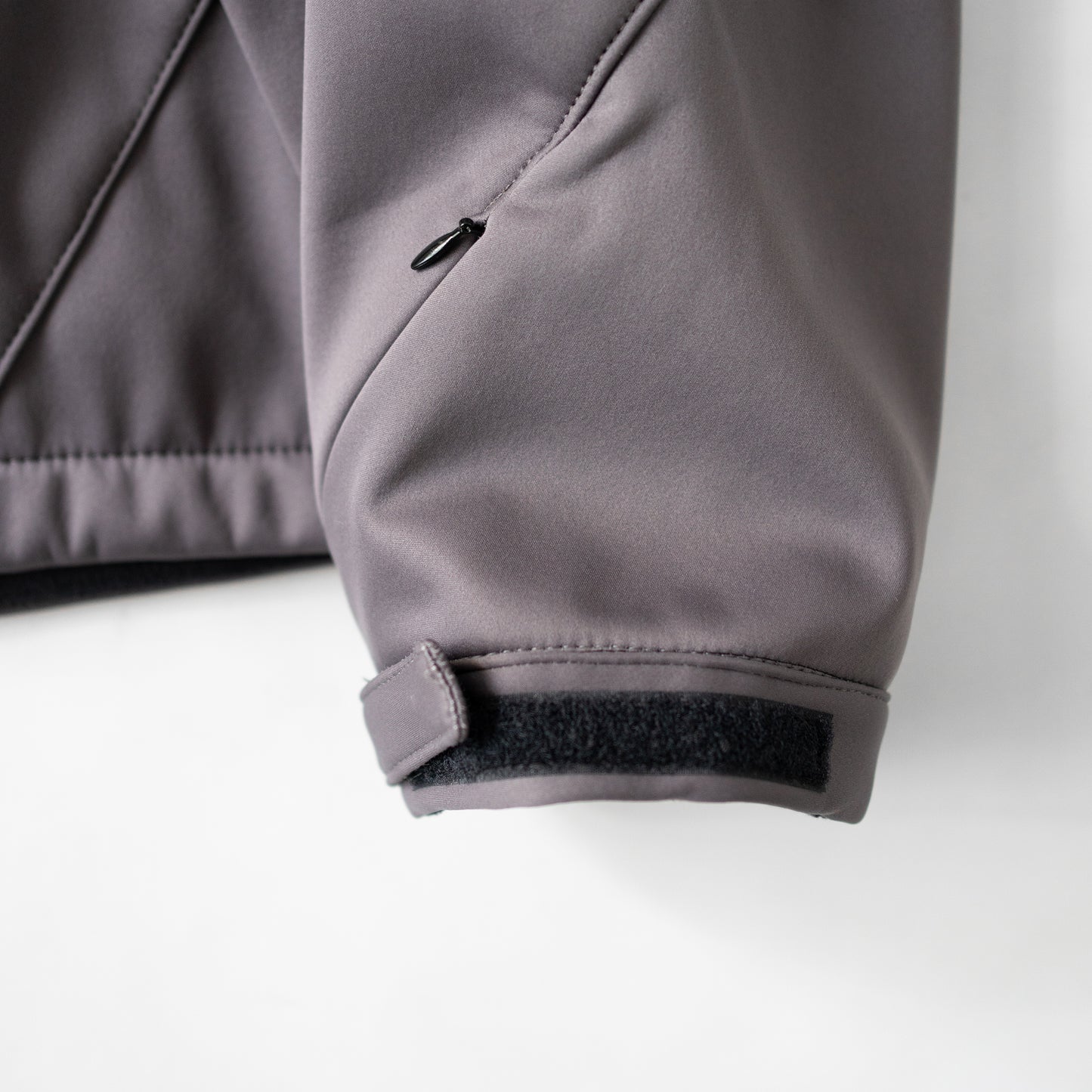 Afiit / SHELL JACKET "CHARCOAL"