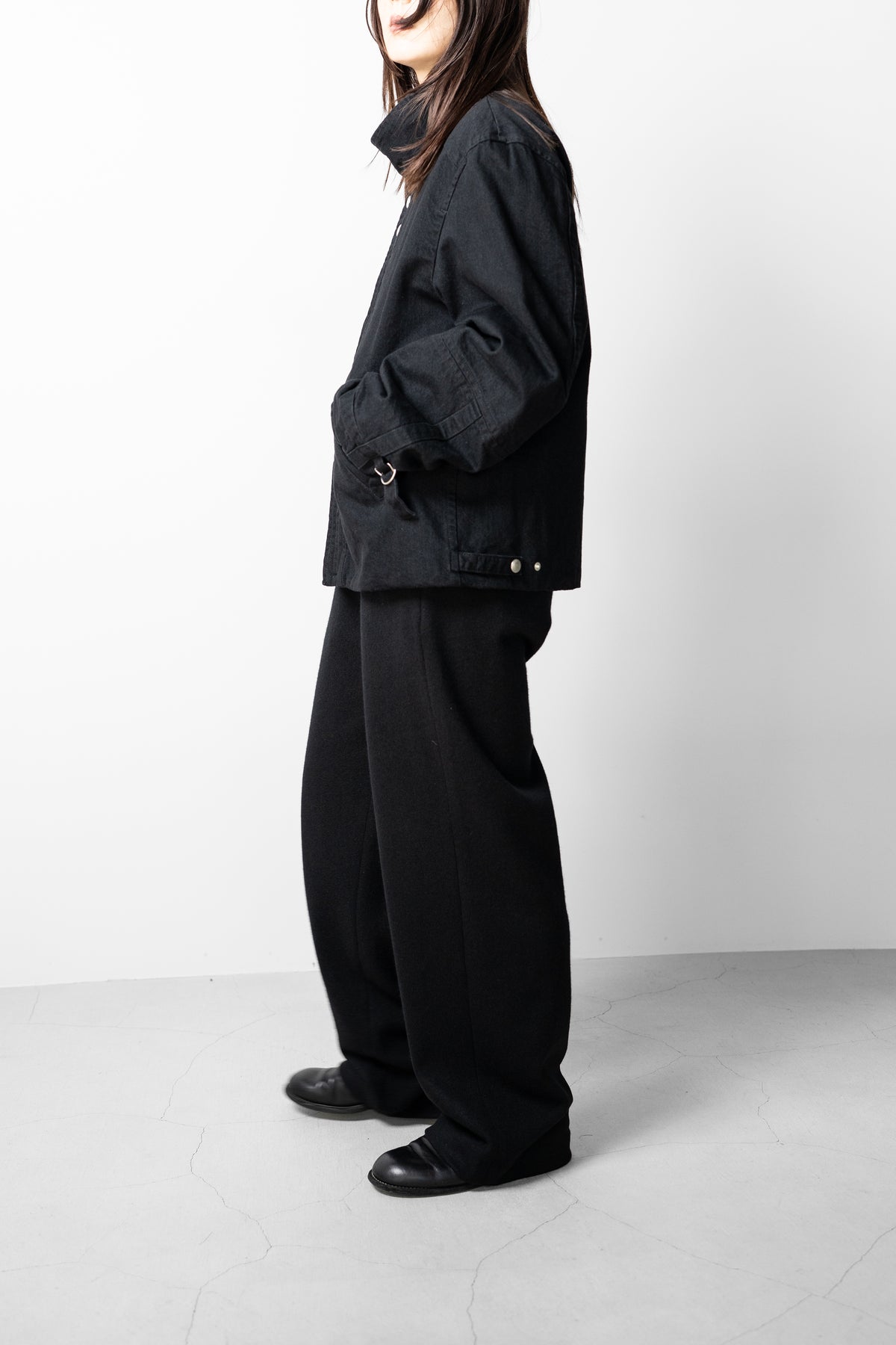 VUJA DÉ / Luca Bondage Jacket in Organic Cotton "Black"