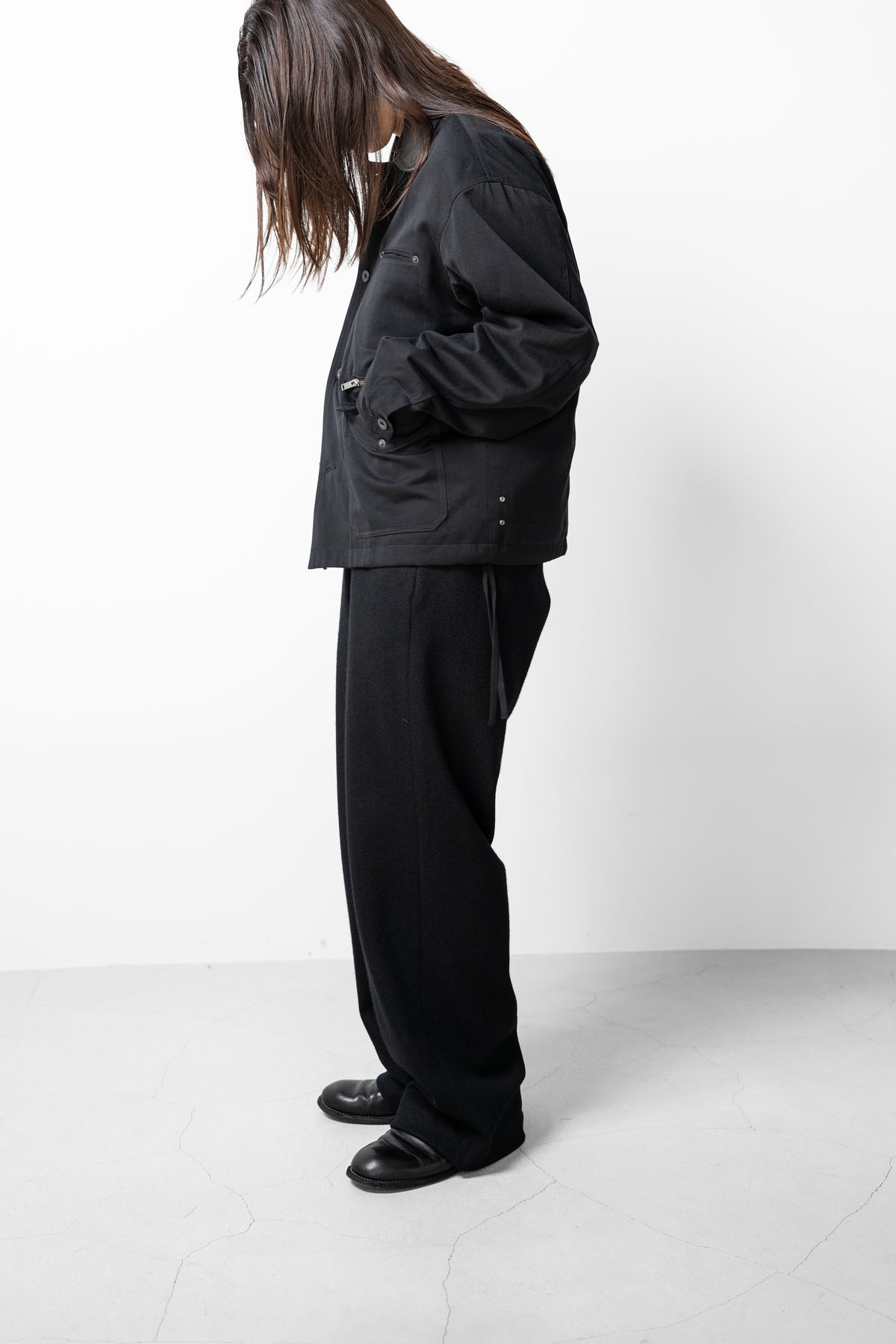 VUJA DÉ / Teo Utility Jacket in Cotton/Cashmere/Silk "Black"