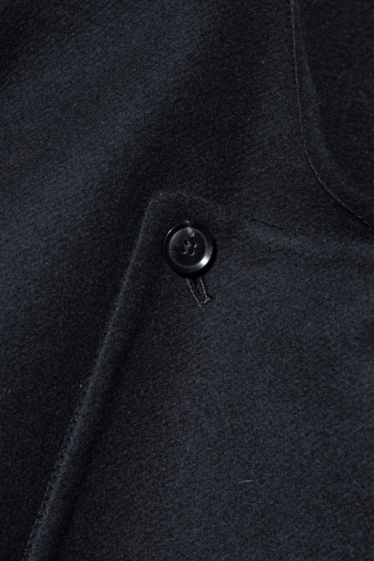 YOKE/ Wool Cashmere Double Breasted Rever Coat "BLACK"