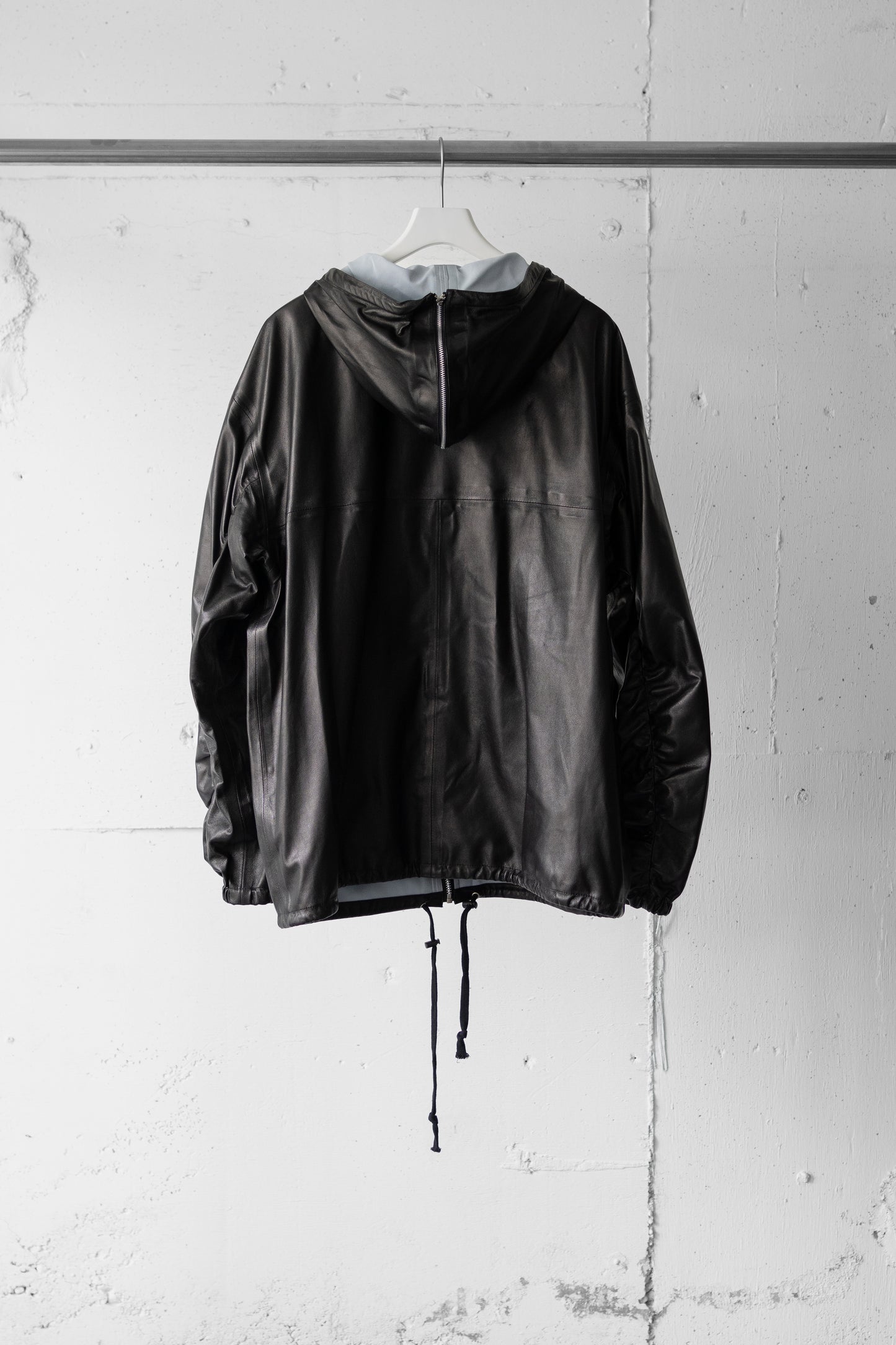 barbell object / faker jkt "black"