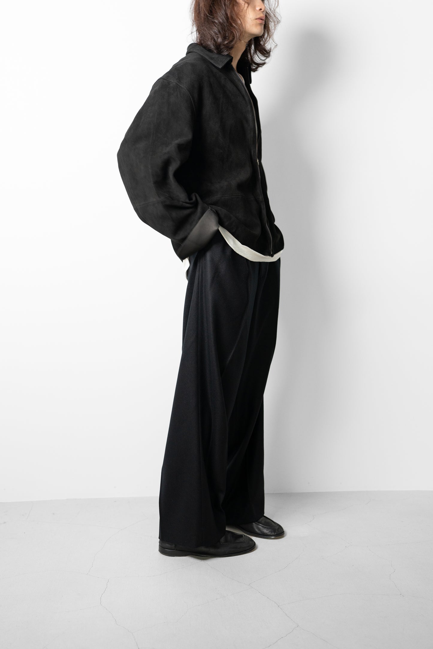 barbell object / leather jkt "black"