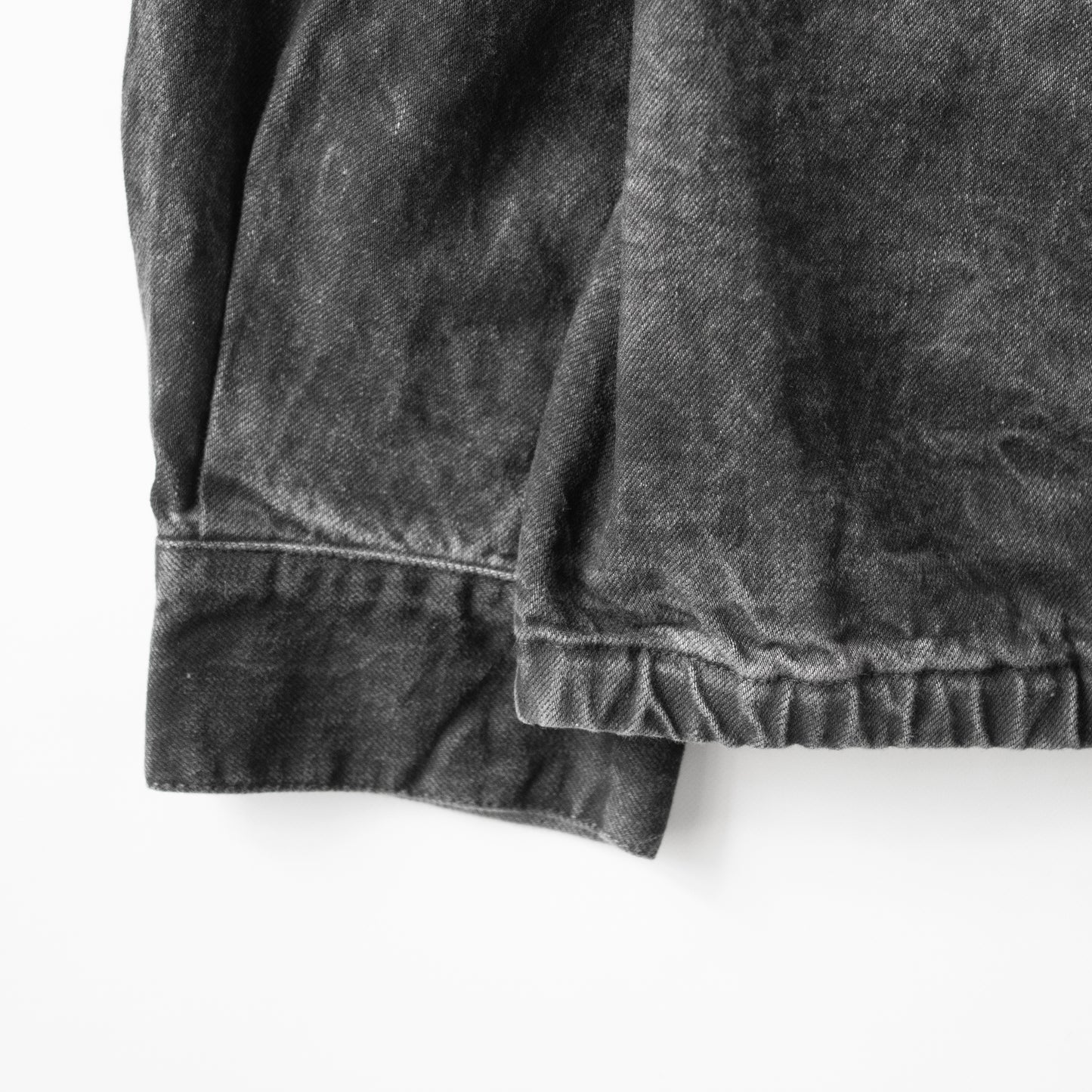 ENCOMING/ DENIM TWO POCKETS SHIRT BLOUSON "BLACK"