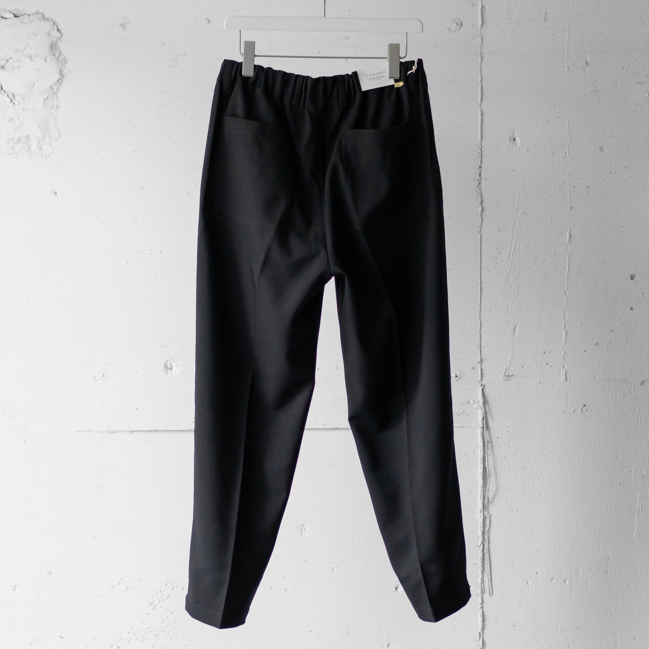 FARAH(ファーラー)/ Easy Tapered Pants