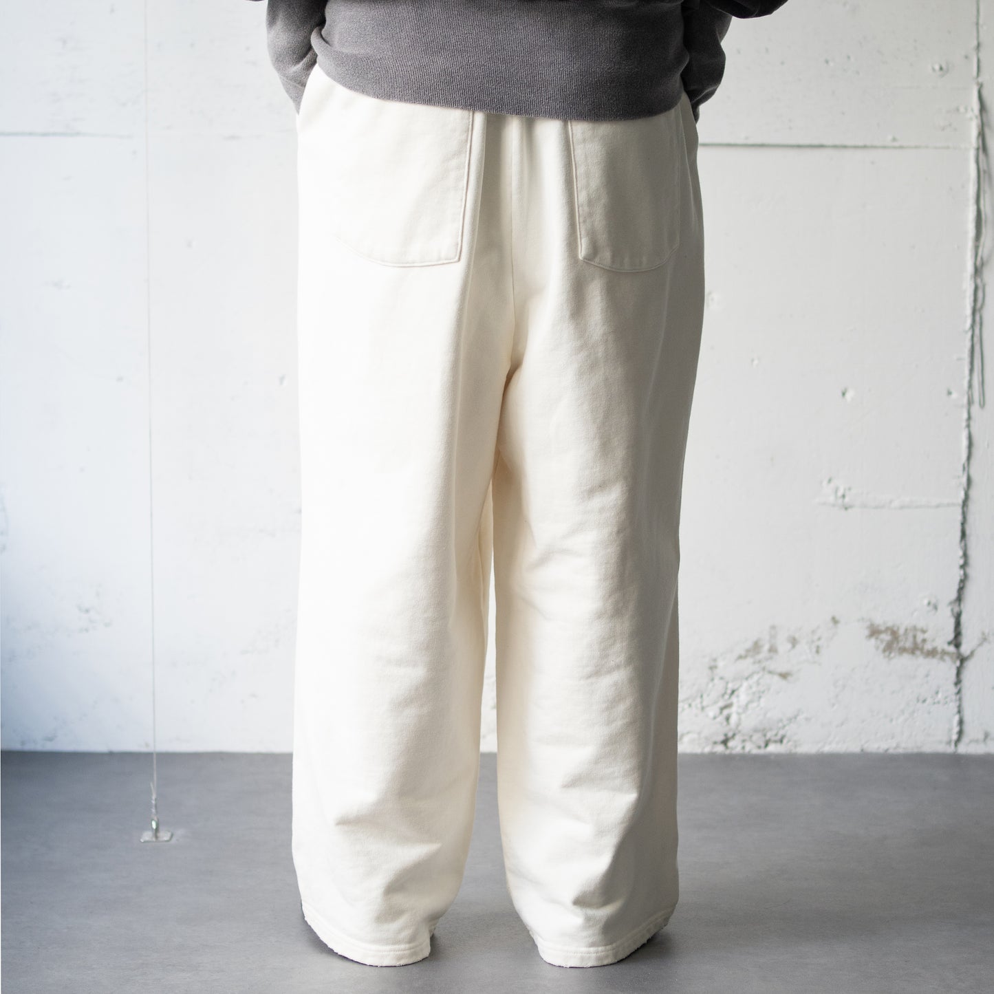 ANCELLM / TUCK SWEAT PANTS "WHITE"