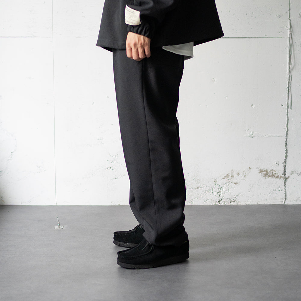 FARAH/ Easy Tapered Pants" "Black"