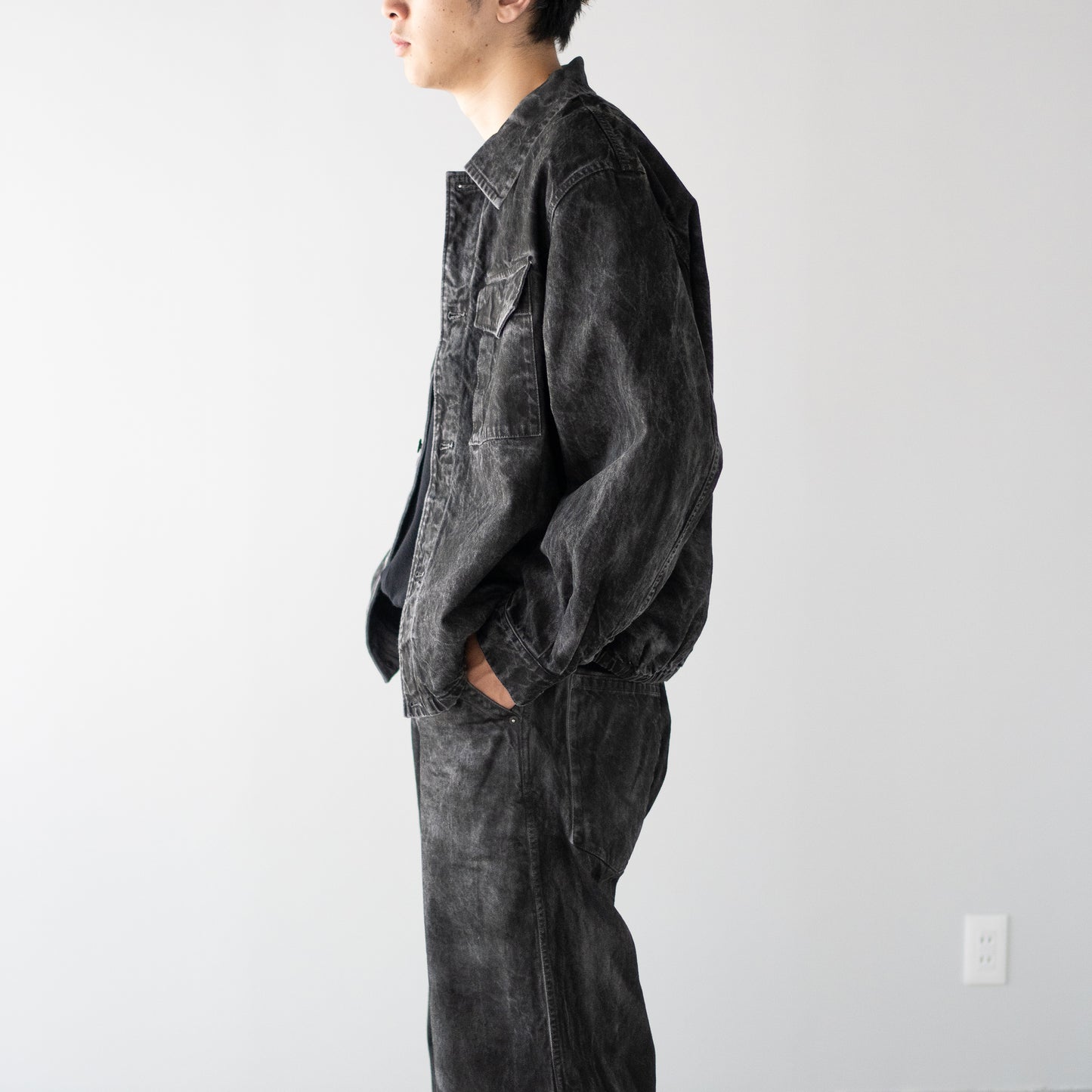 ENCOMING/ DENIM TWO POCKETS SHIRT BLOUSON "BLACK"
