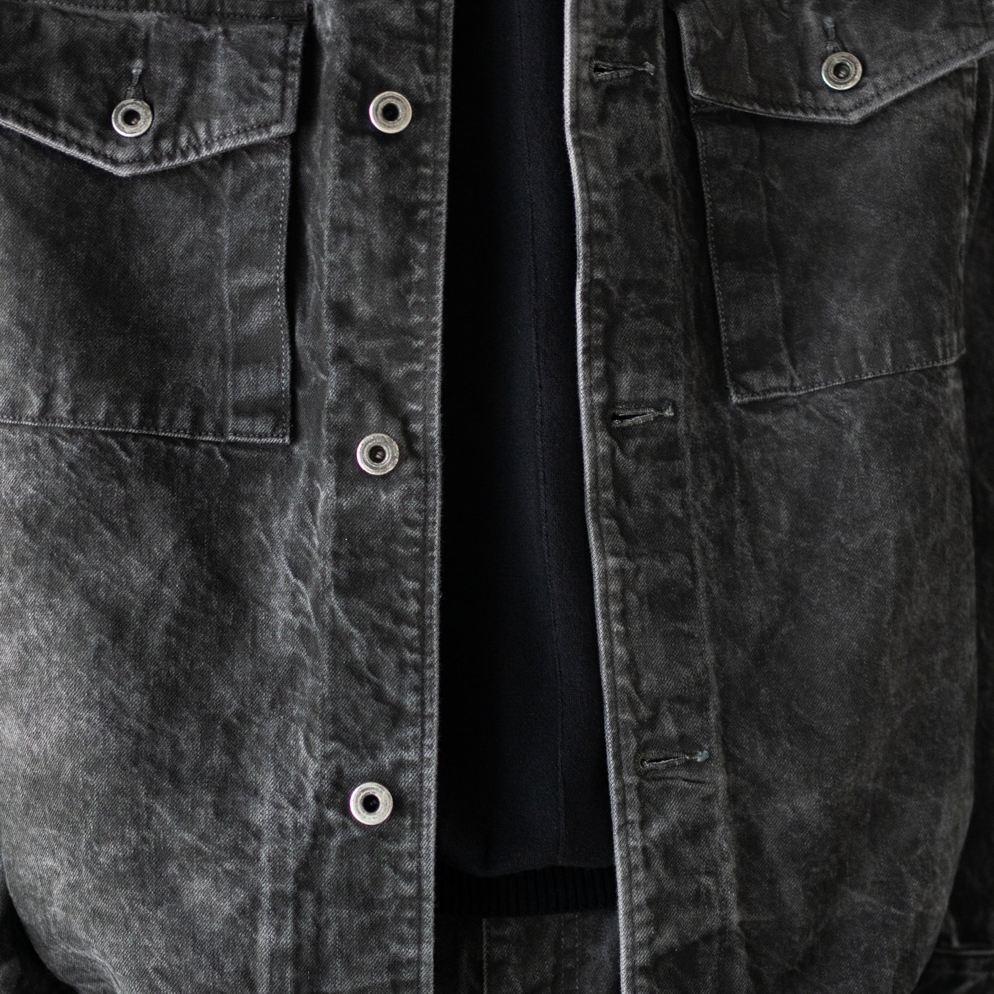 ENCOMING/ DENIM TWO POCKETS SHIRT BLOUSON "BLACK"