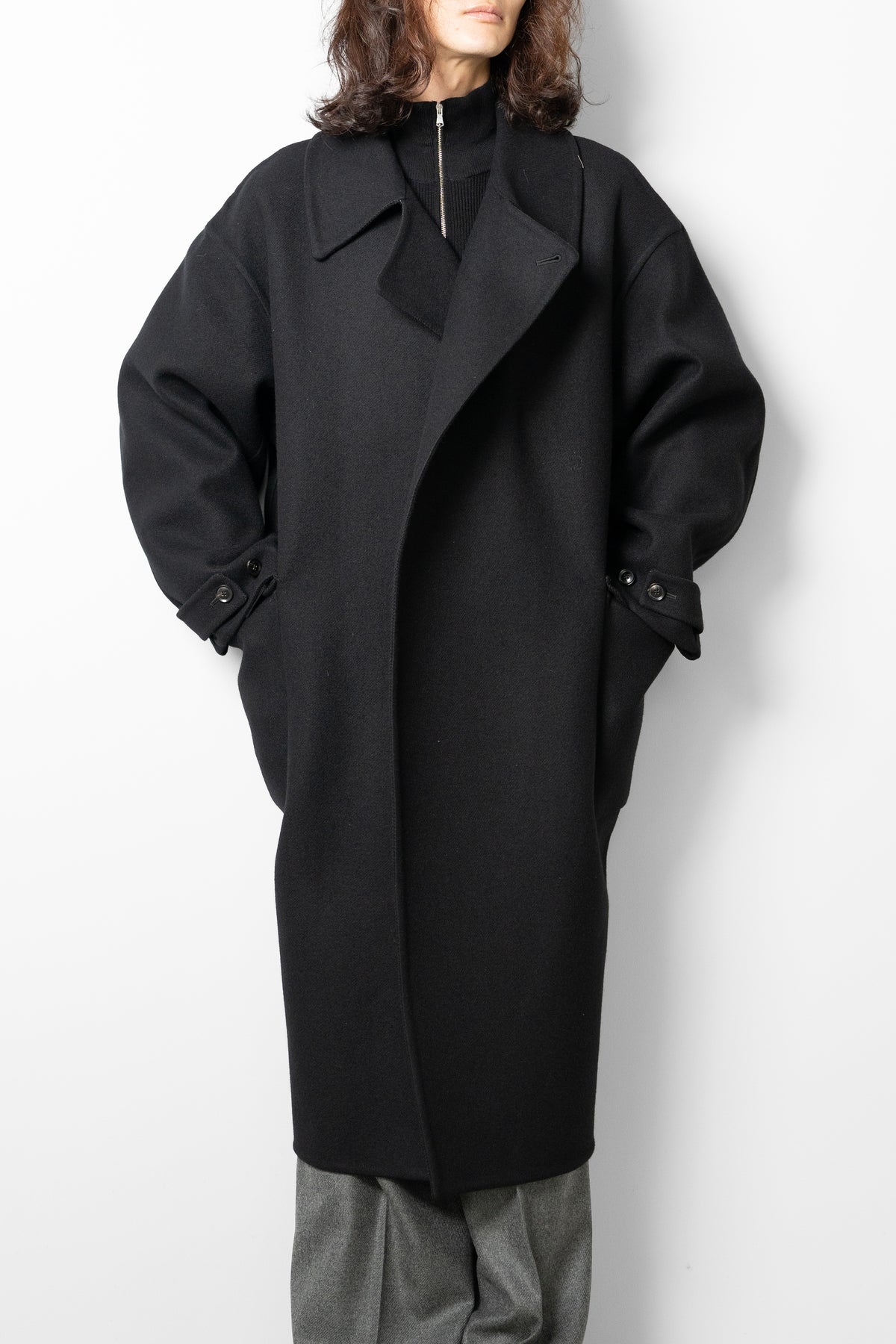 YOKE/ Wool Cashmere Double Breasted Rever Coat "BLACK"