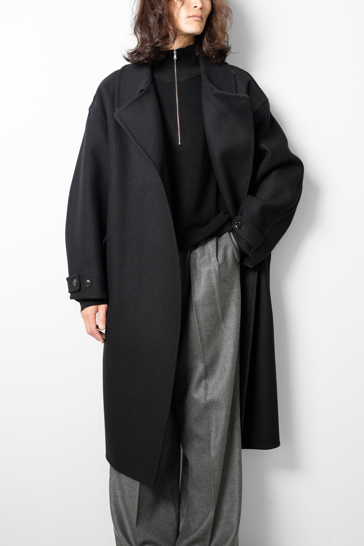 YOKE/ Wool Cashmere Double Breasted Rever Coat "BLACK"