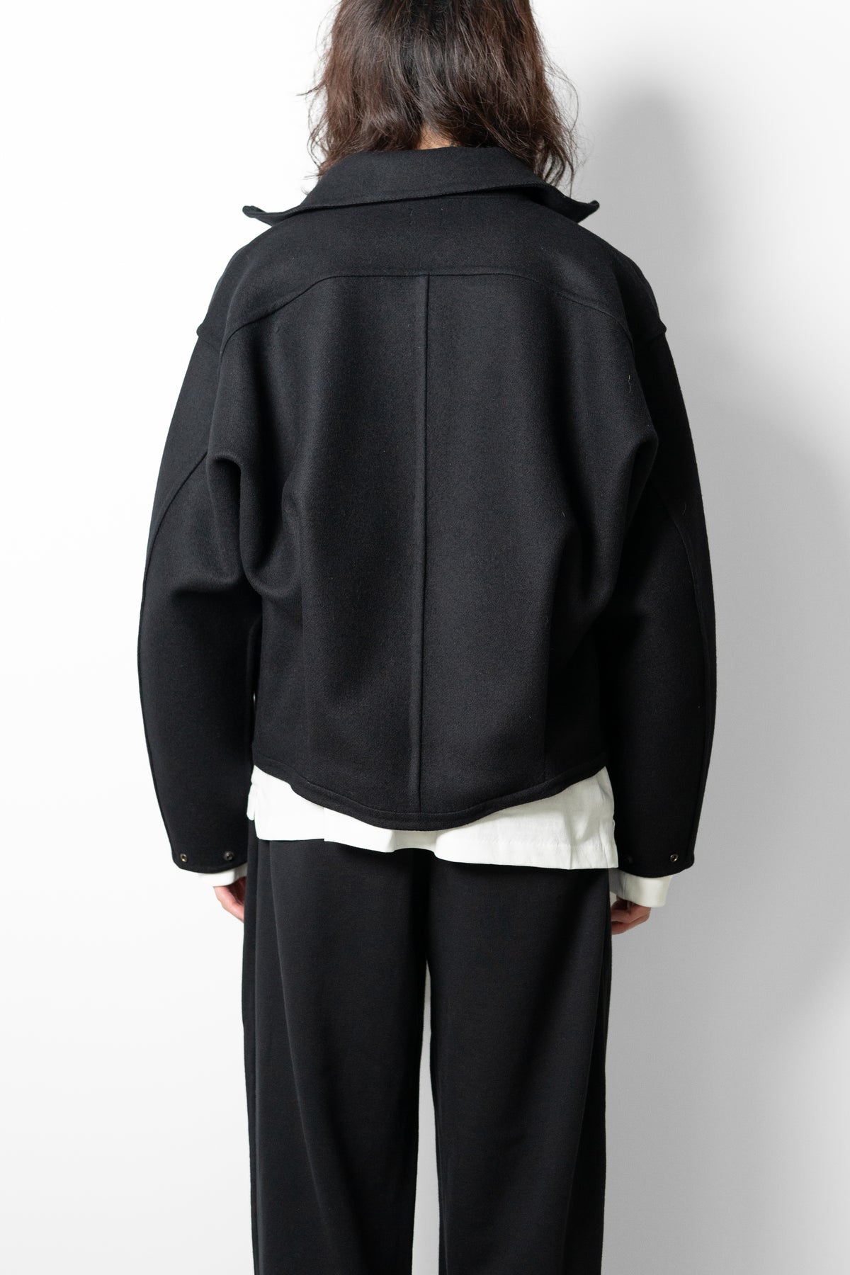 YOKE/ Wool Cashmere Balloon Silhouette Blouson "BLACK"