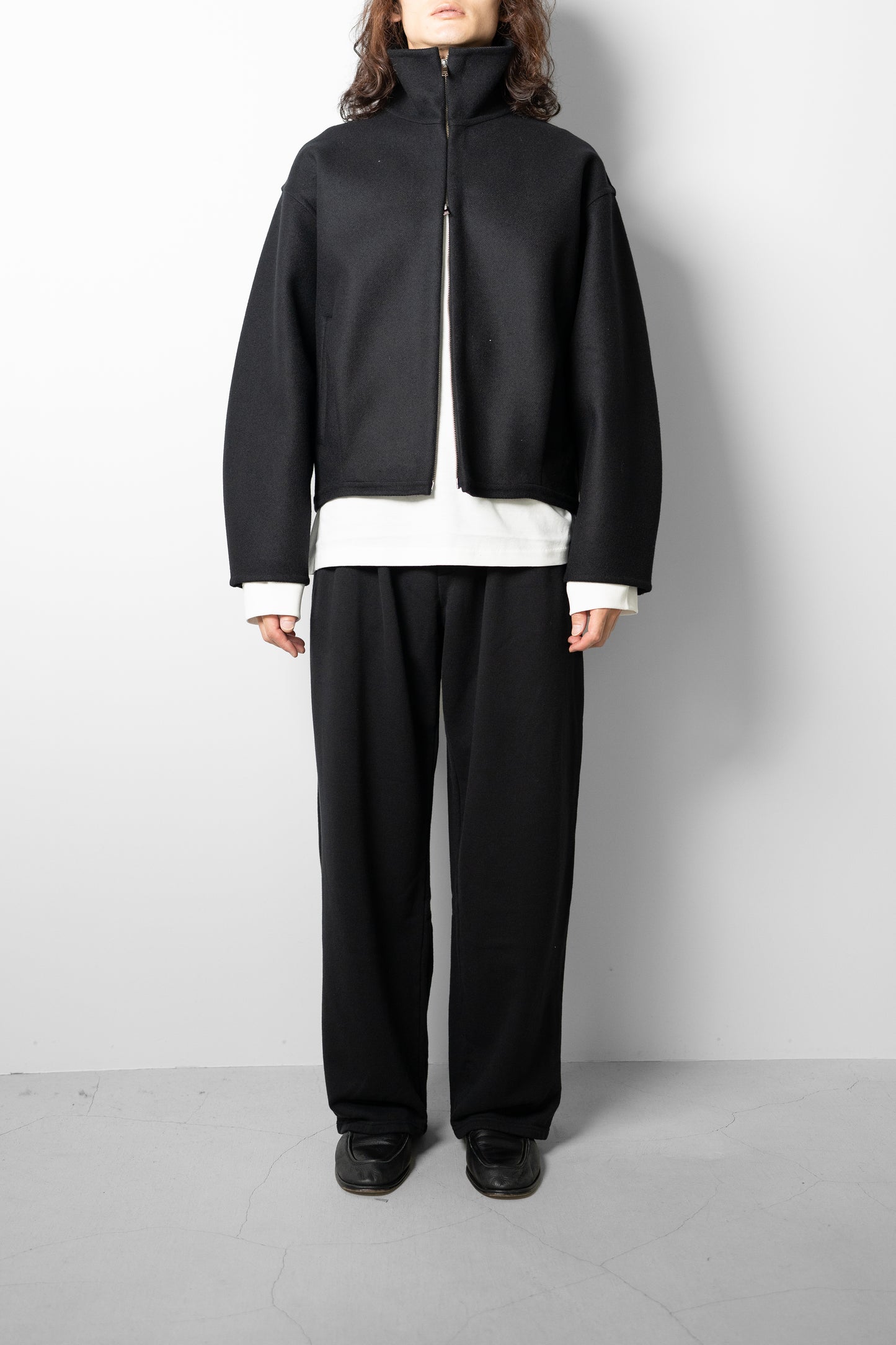 YOKE/ Wool Cashmere Balloon Silhouette Blouson "BLACK"