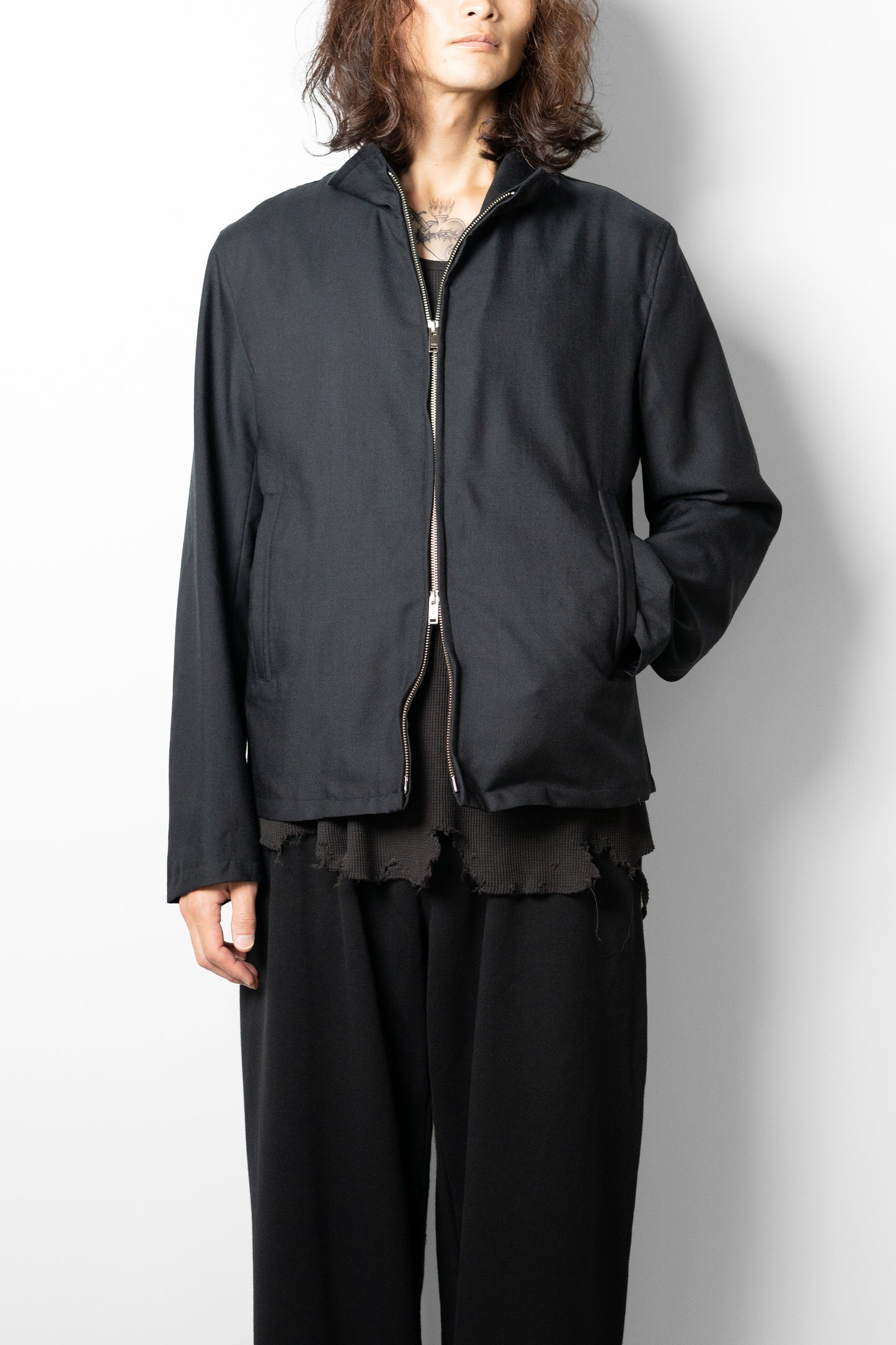 YOKE/ Sculptural Wired Zip Blouson "Carbon"
