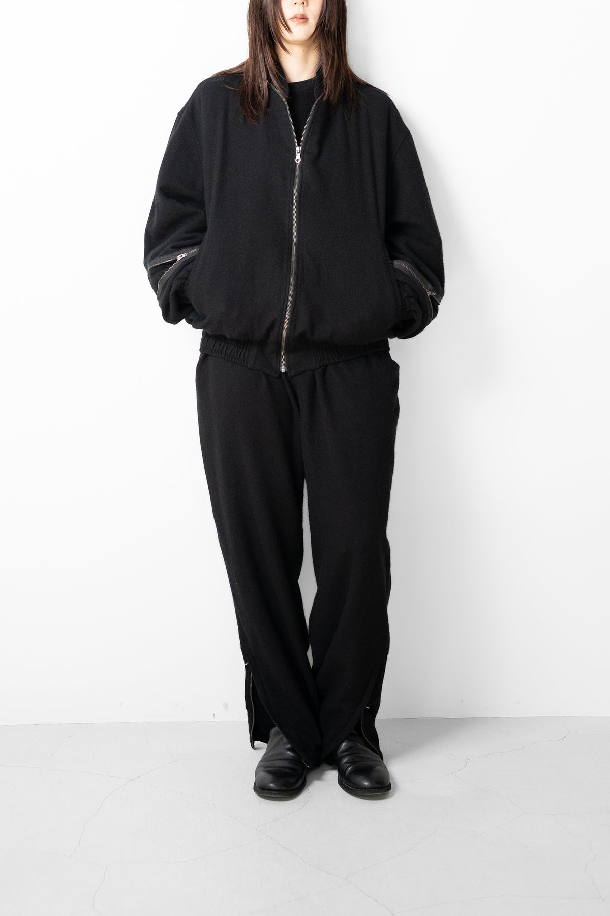 barbell object / zipper ma-1 "black"