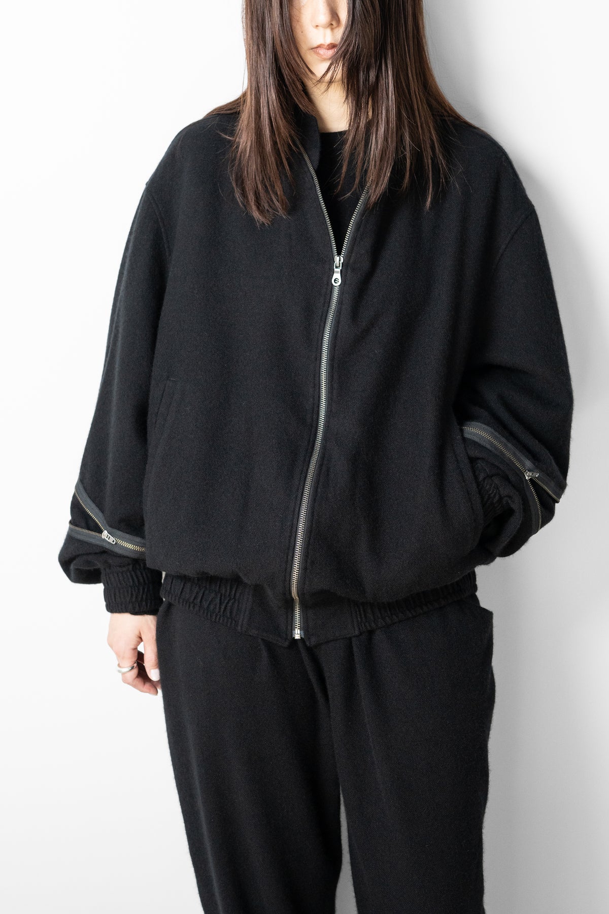 barbell object / zipper ma-1 "black"