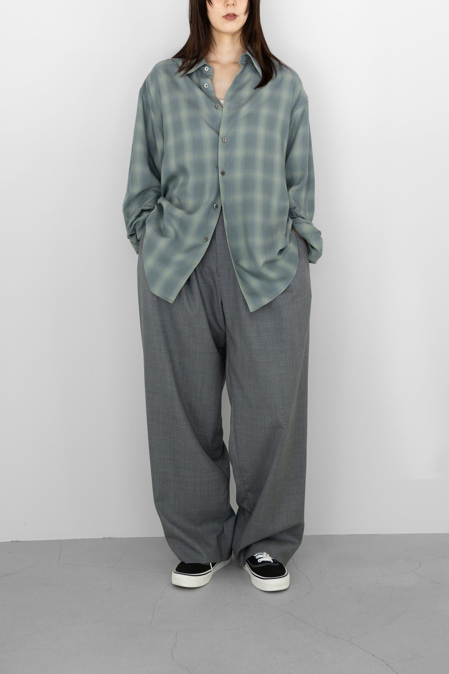 YOKE/ OMBRE PLAID REGULAR COLLAR SHIRT "MIST GREEN"