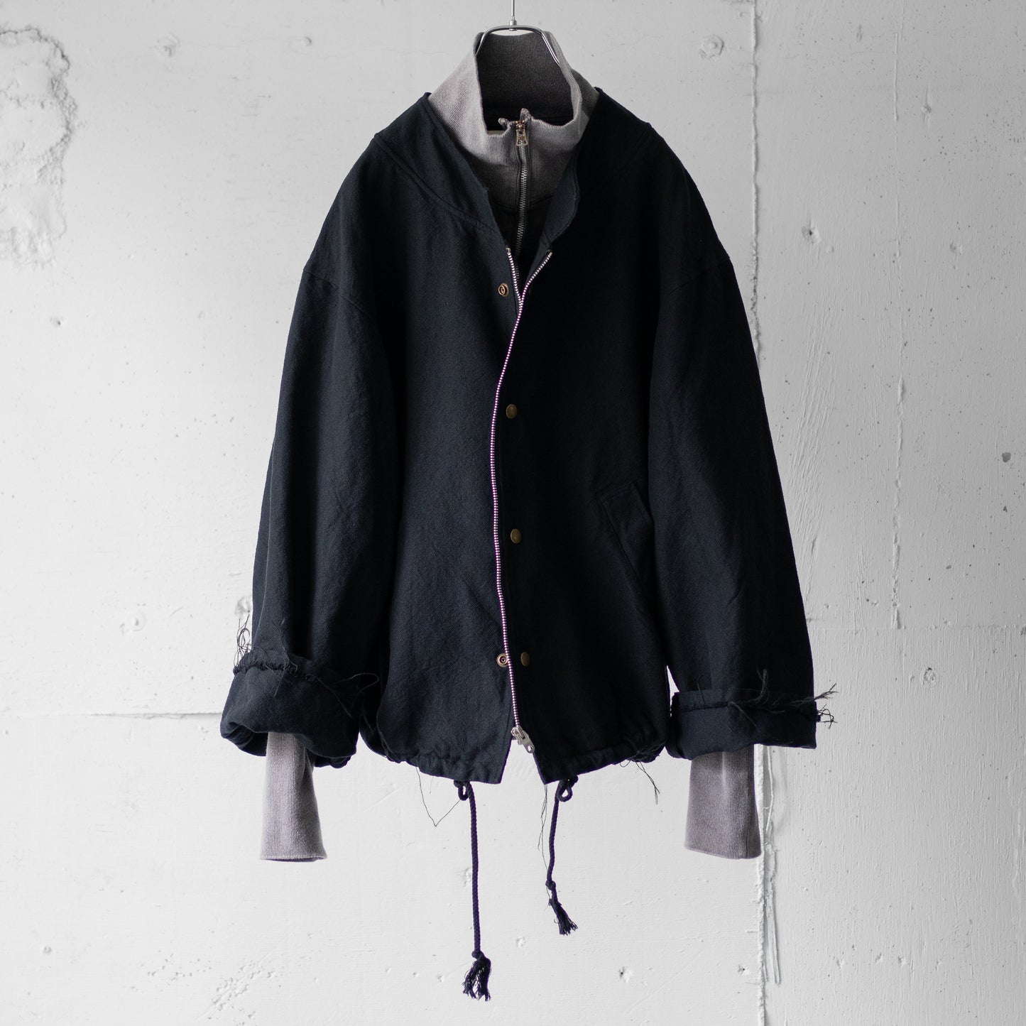 barbell object / sc jkt "black"