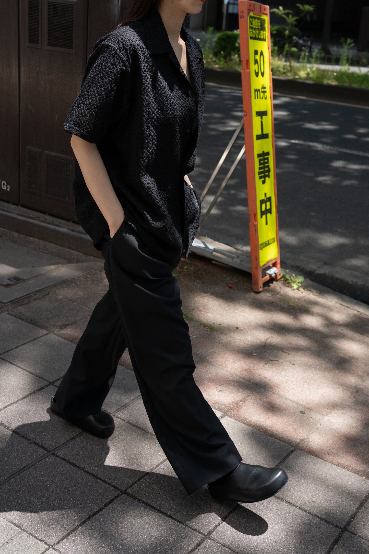 YOKE/ EMBROIDERY OPEN COLLAR SHIRT "BLACK"