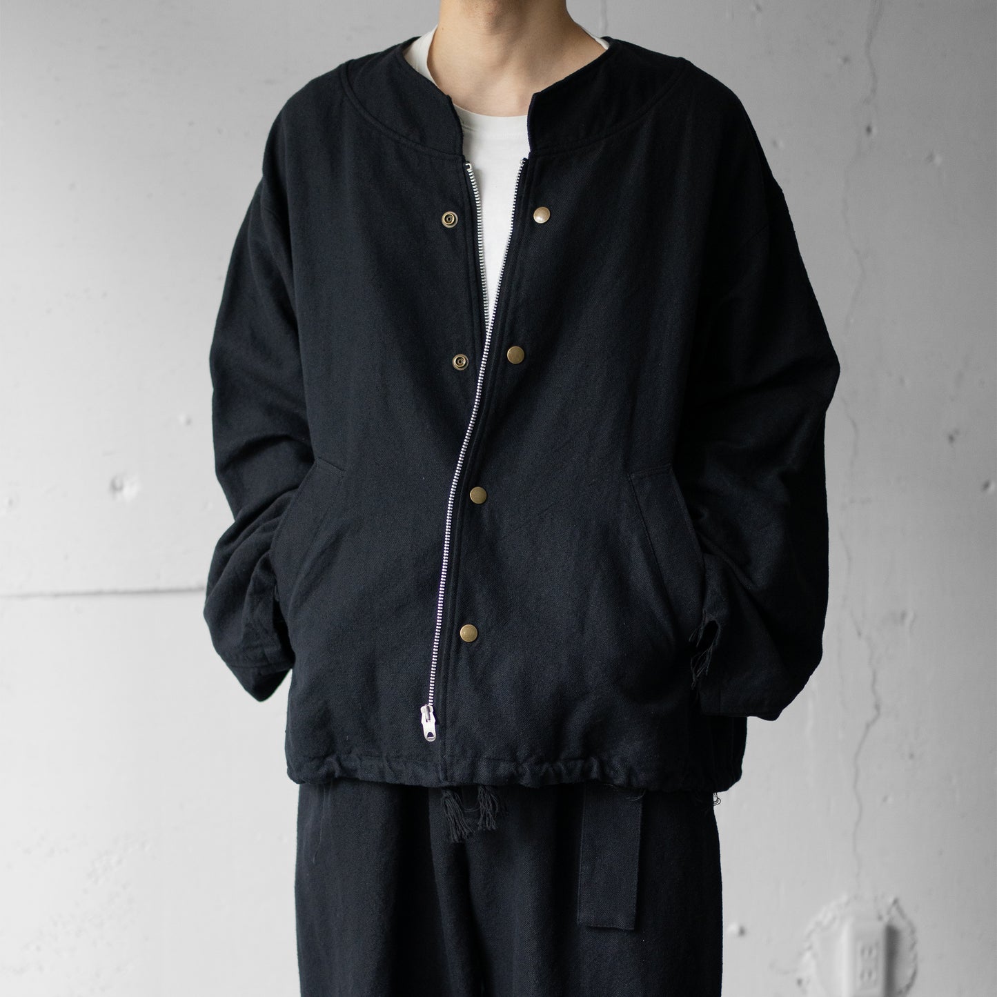 barbell object / sc jkt "black"