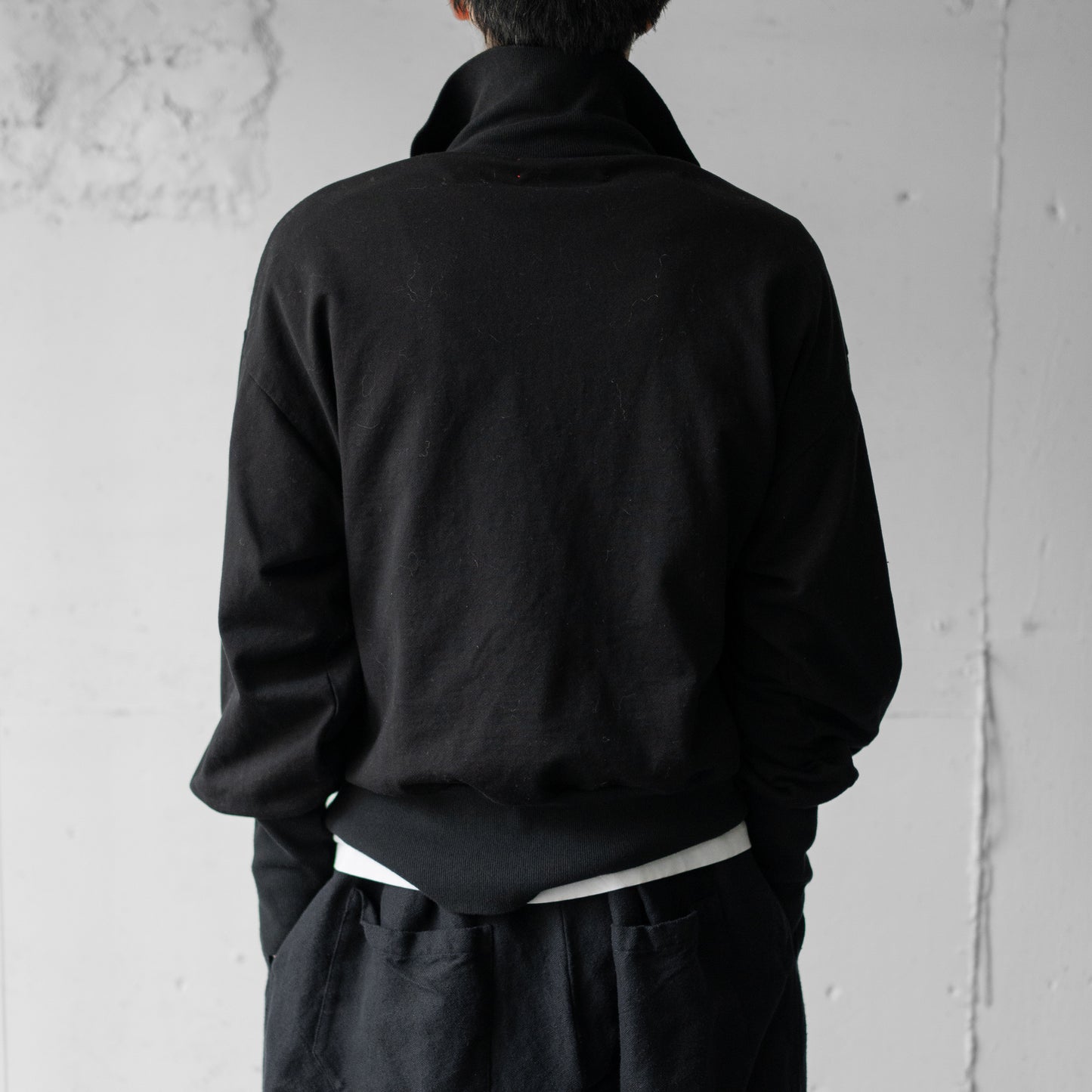 barbell object / zip sweat "black"