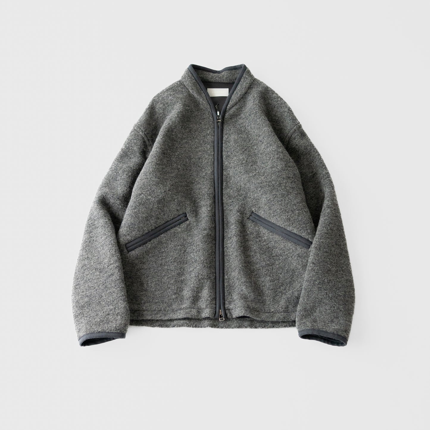 paratrait/ ZIP UP TYROL JKT "CHARCOAL"