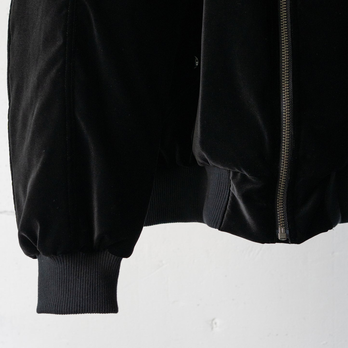 ESSAY/ MA-1 RISING ZIP JACKET "Black Velvet"