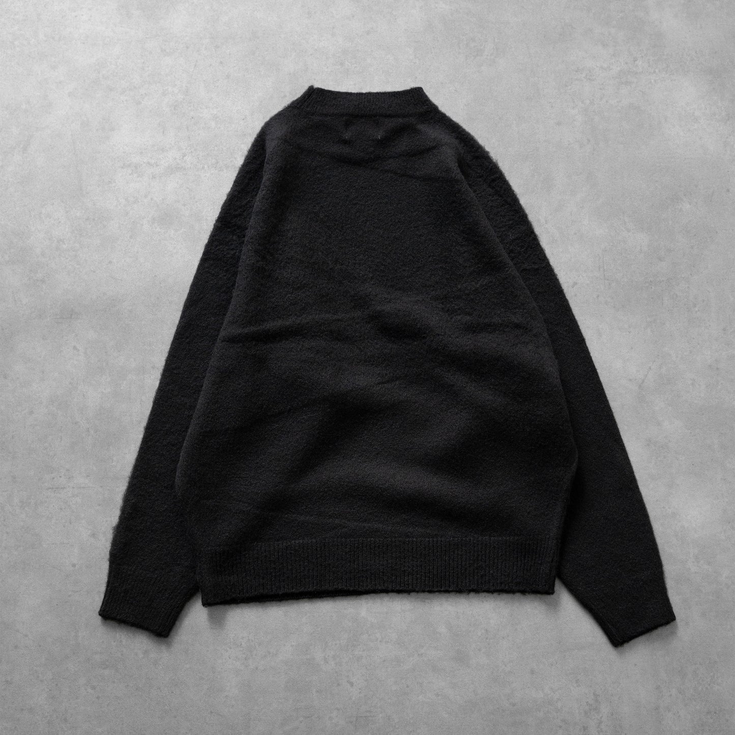 EVCON/ SHAGGY CREW NECK KNIT "BLACK"