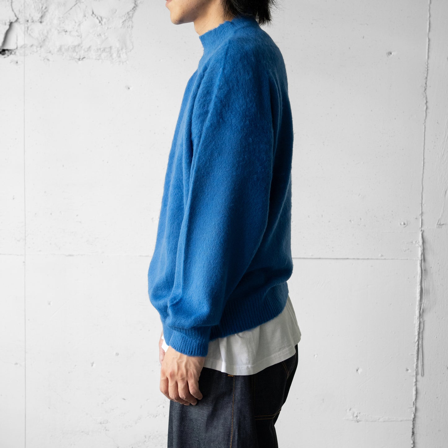 EVCON/ SHAGGY CREW NECK KNIT "BLUE"