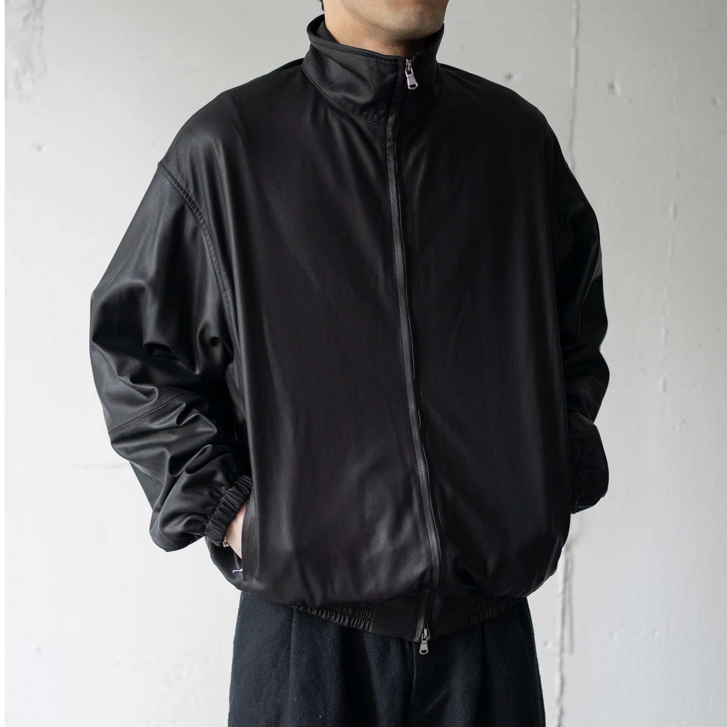 YOKE/ LEATHER TRAINING JACKET "BLACK"